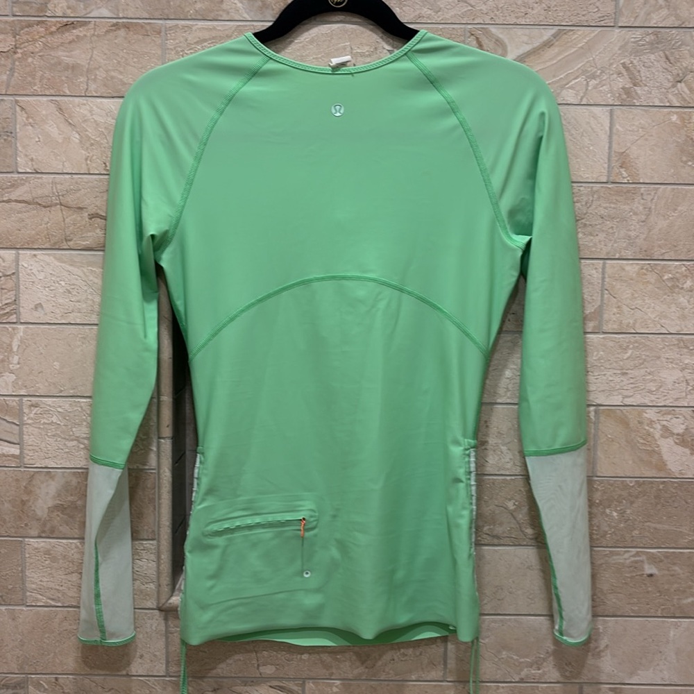 Lululemon Long Sleeve Sun Shirt Size 8 - Picture 5 of 8